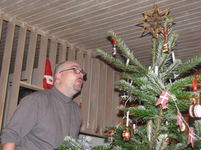 juleaftenerforbifarpusterlysene.jpg