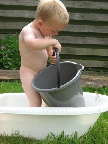 detersommerdetersologdeterngenbadning.jpg